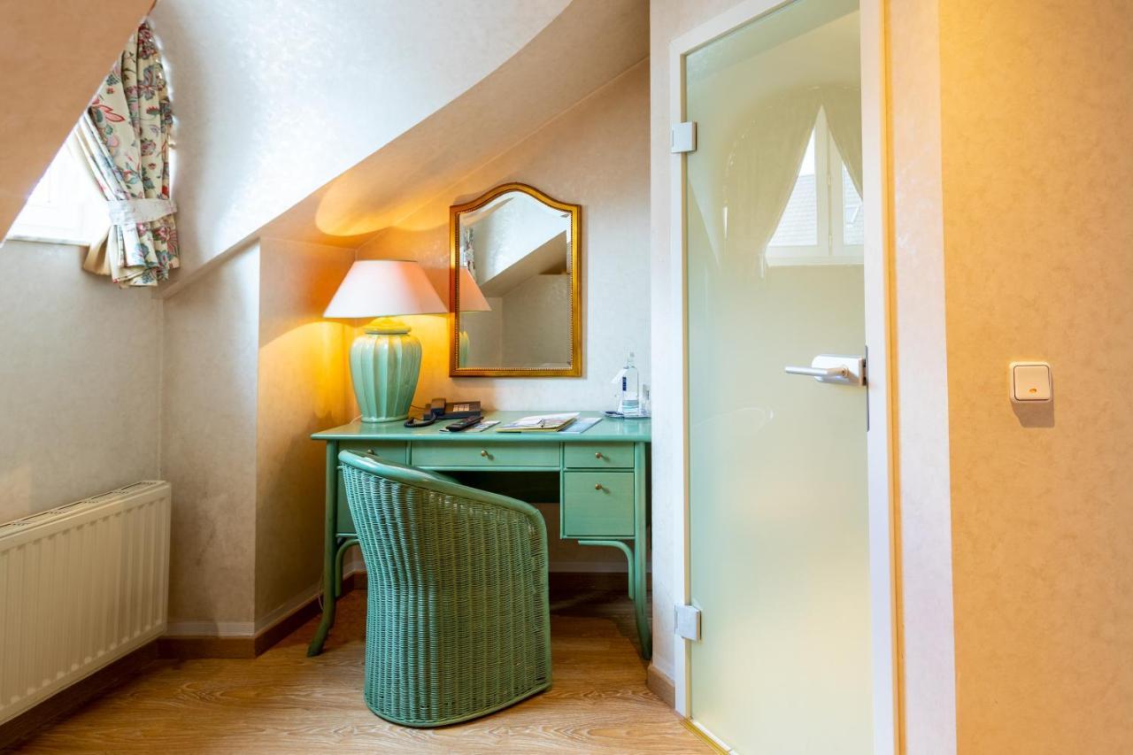 Hotel Am Muehlenteich Schwelm Buitenkant foto