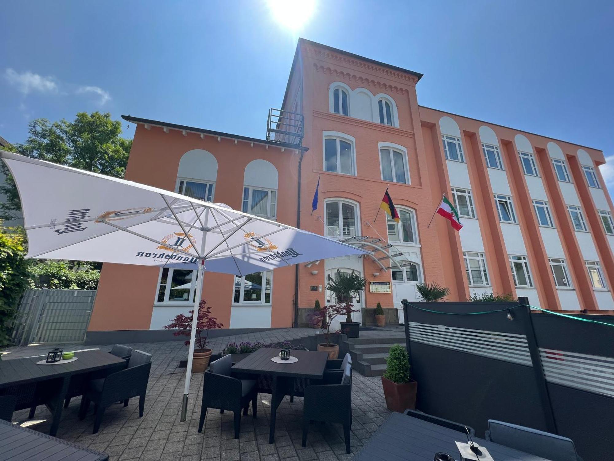 Hotel Am Muehlenteich Schwelm Buitenkant foto