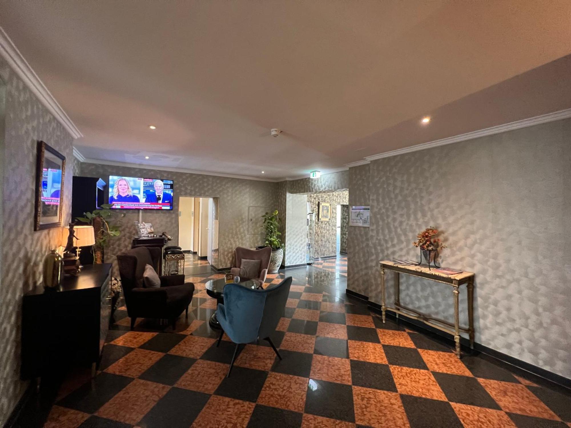 Hotel Am Muehlenteich Schwelm Buitenkant foto