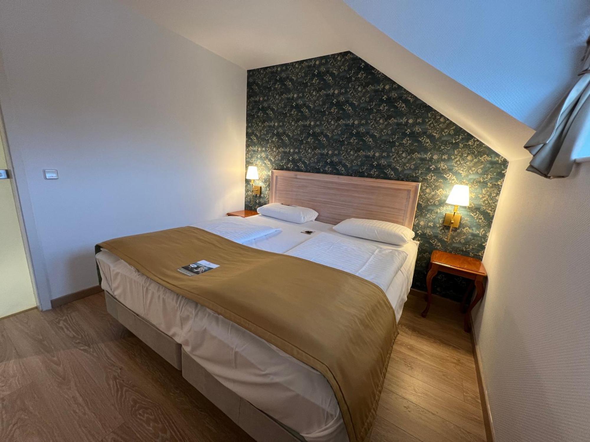 Hotel Am Muehlenteich Schwelm Buitenkant foto