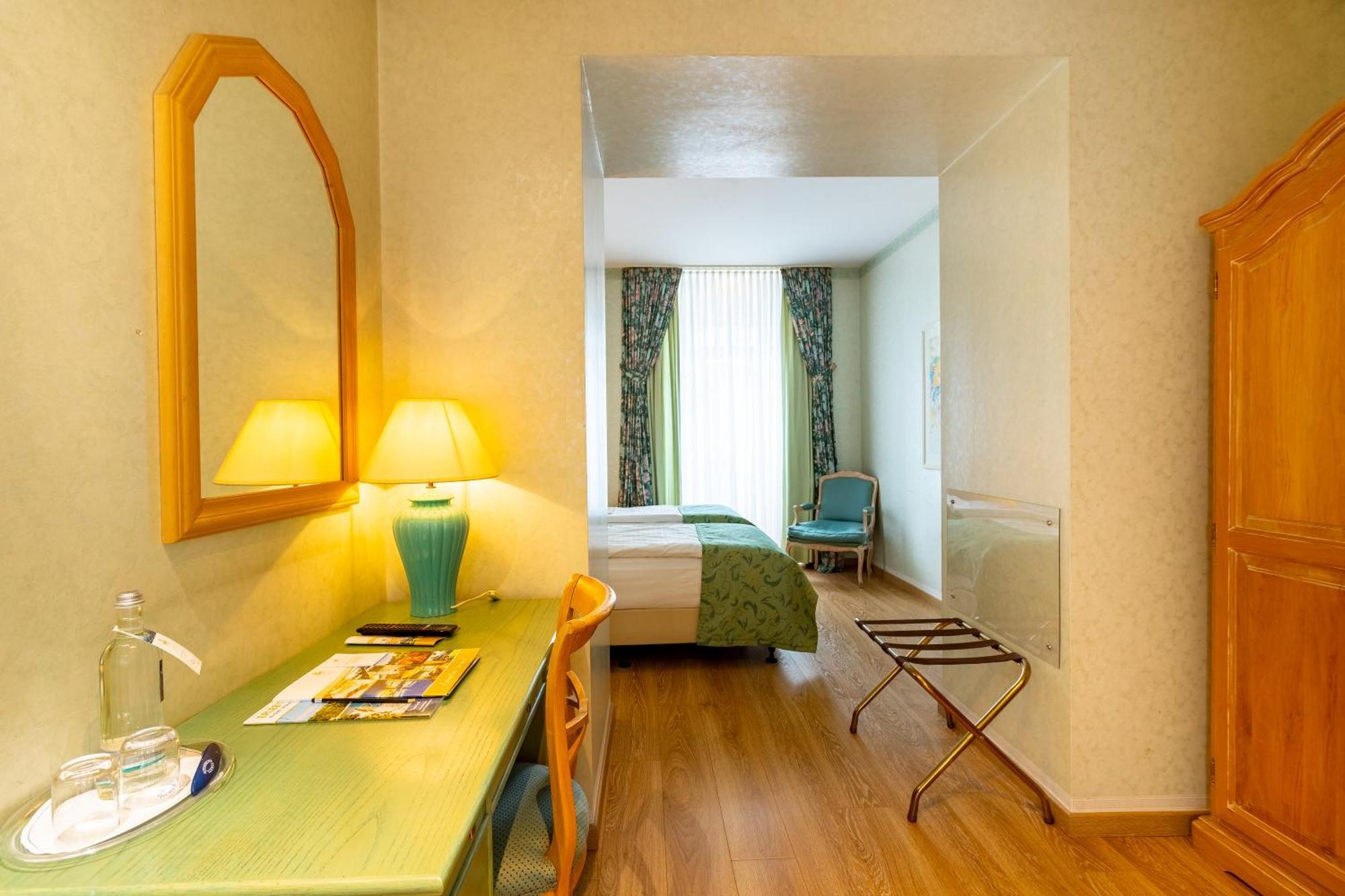 Hotel Am Muehlenteich Schwelm Buitenkant foto