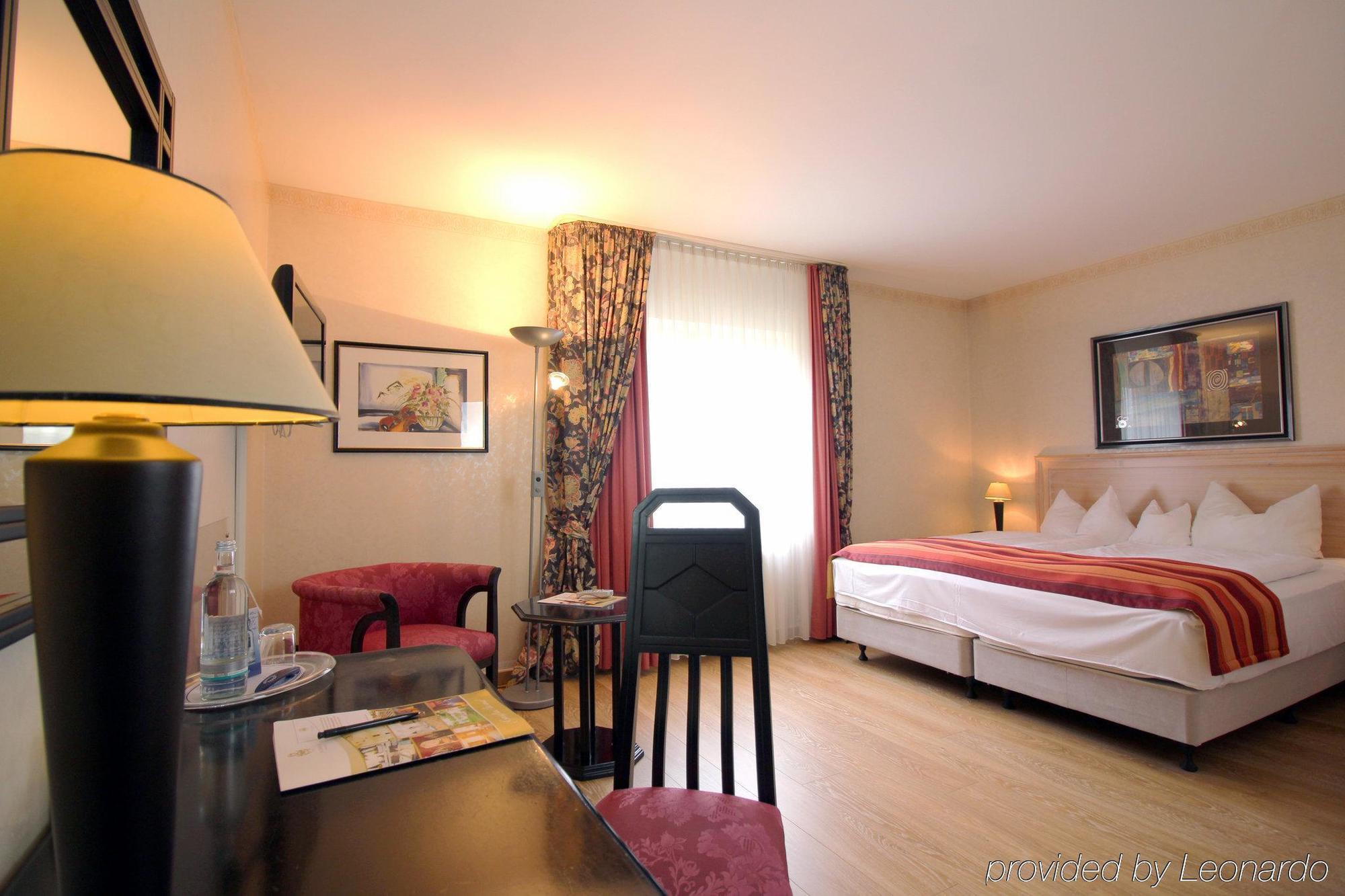 Hotel Am Muehlenteich Schwelm Buitenkant foto