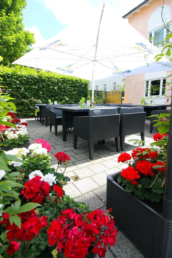 Hotel Am Muehlenteich Schwelm Buitenkant foto